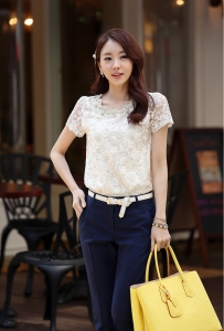 Áo kiểu YH123 : Áo chiffon phối ren thân trước cổ tròn đính hạt